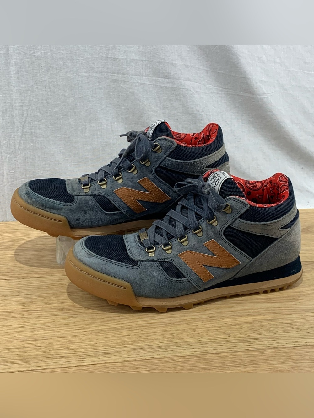 Herschel Supply Co. x New Balance 710 Men’s 11 Navy Blue Red Athletic Shoes